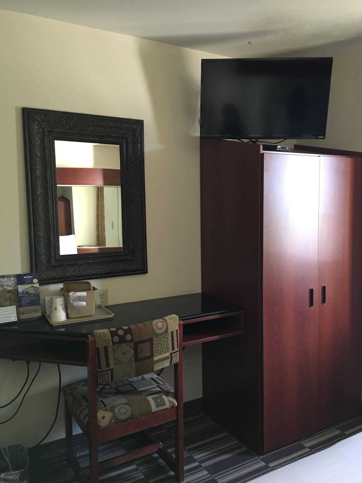 Microtel Inn & Suites By Wyndham Indianapolis Airport Exterior foto