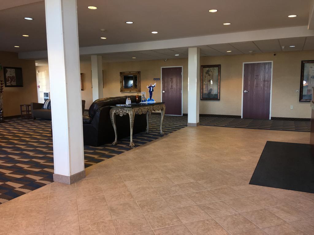 Microtel Inn & Suites By Wyndham Indianapolis Airport Exterior foto